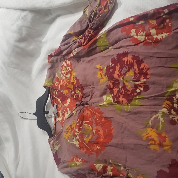 Top - Picture 9 of 10